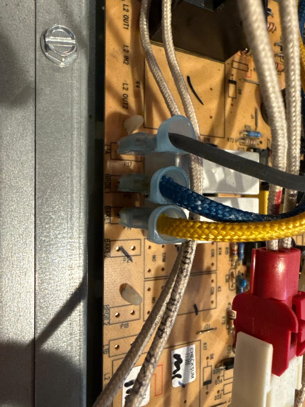 Oven control board and wiring